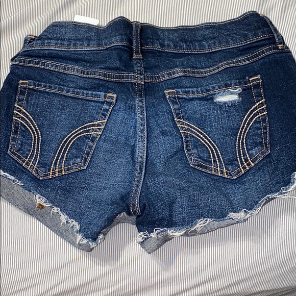 Hollister shorts - Picture 2 of 2